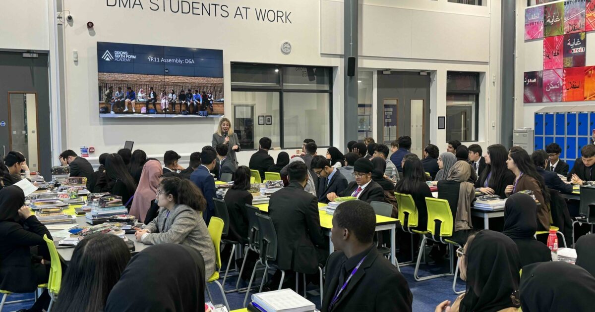 dixons-mcmillan-academy-class-of-2026-y11-hear-from-colleges